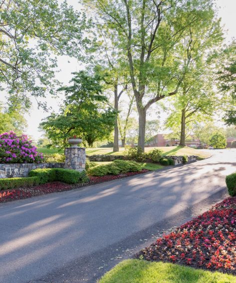 VIEW OF THE ENTRANCE TO KINGS STREET HOME OUTSIDE